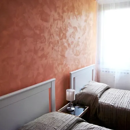 Romamourhouse