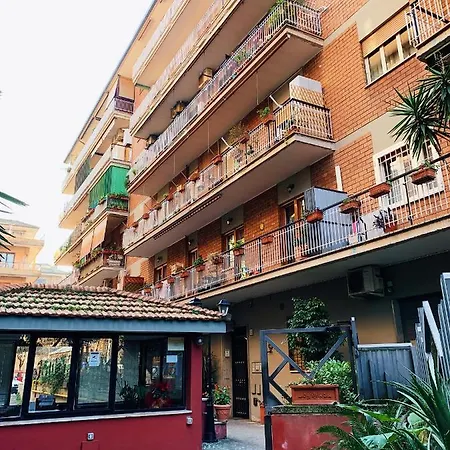 Apartment Romamourhouse